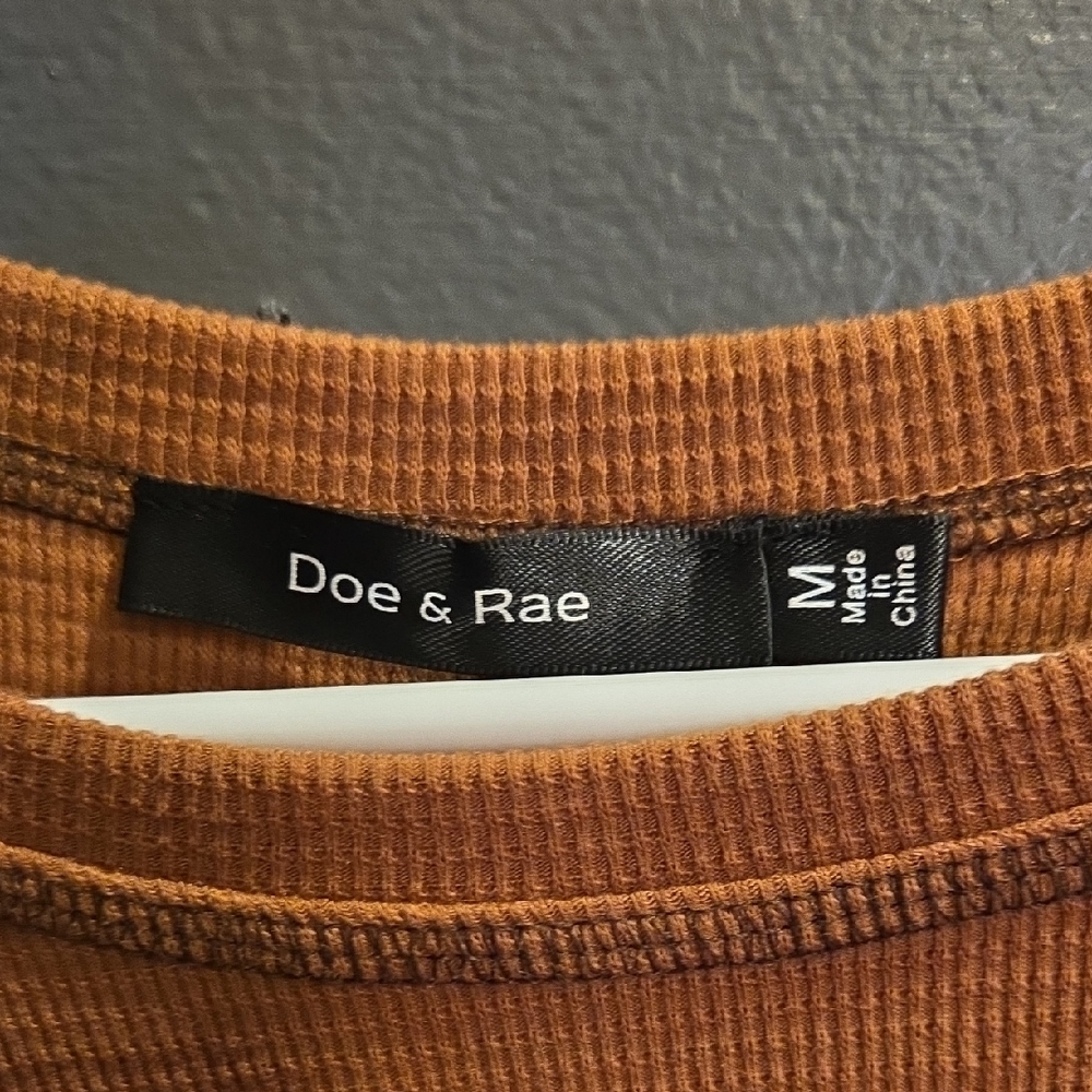 Doe & Rae Warm Brown Ribbed Knit Top